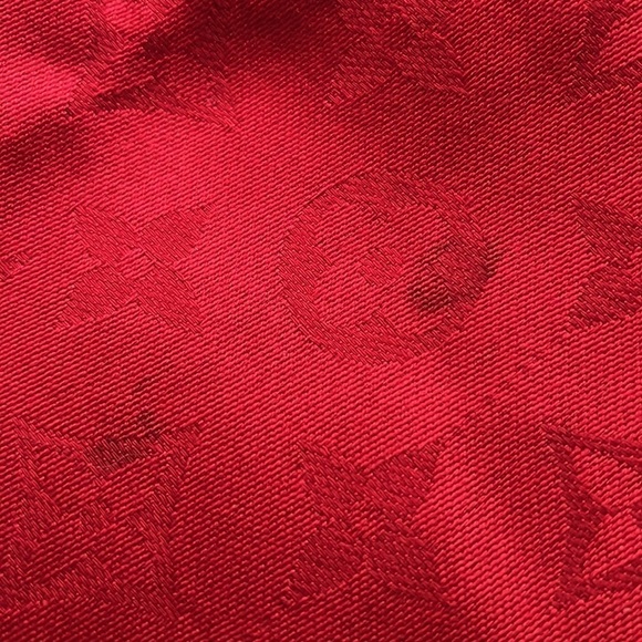 Louis Vuitton Monogram Red XL Silk Wool Monogram Shine Shawl with Box - Picture 5 of 5